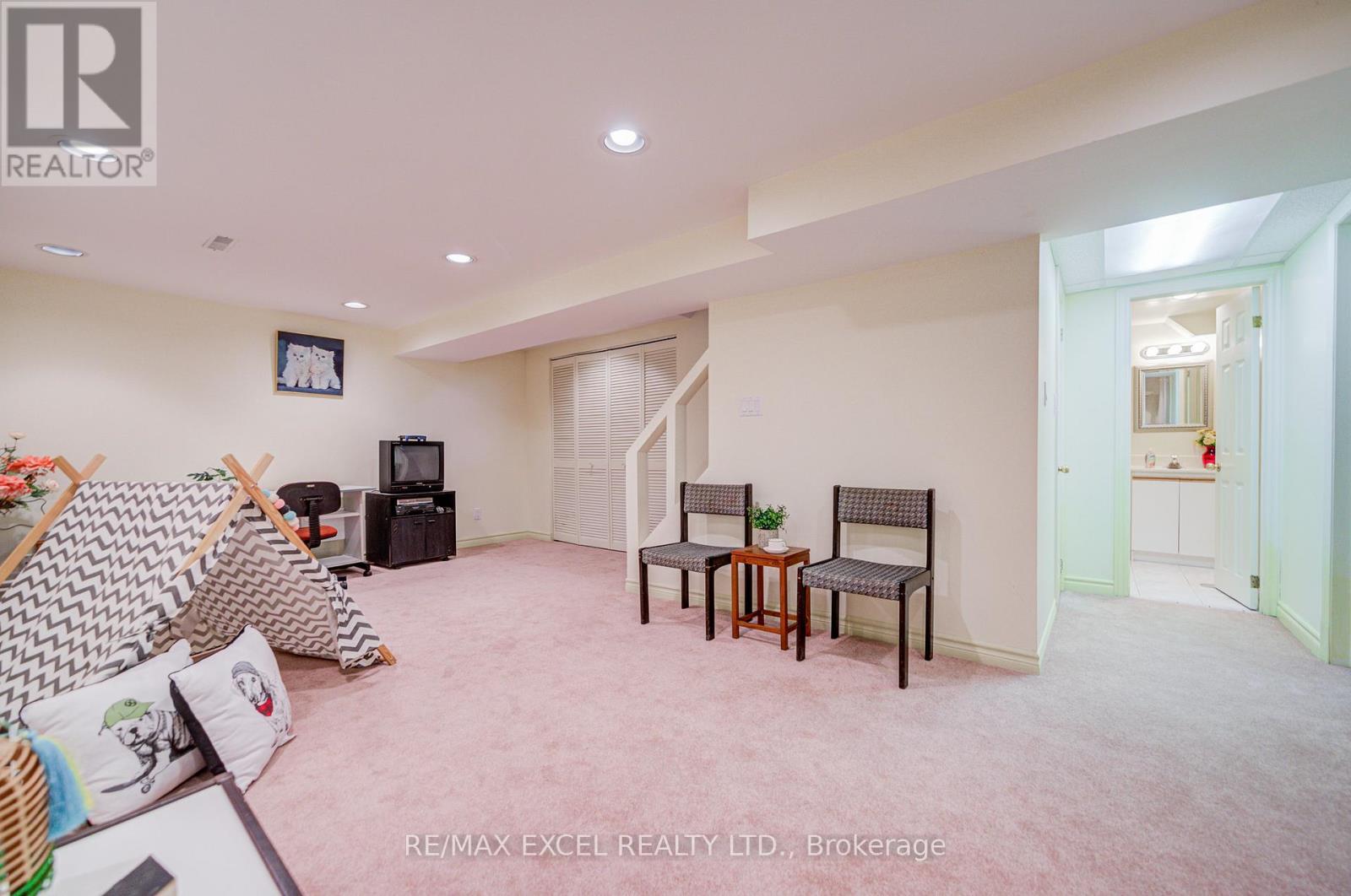 176 Goldhawk Trail, Toronto, Ontario  M1V 1X2 - Photo 39 - E13524296