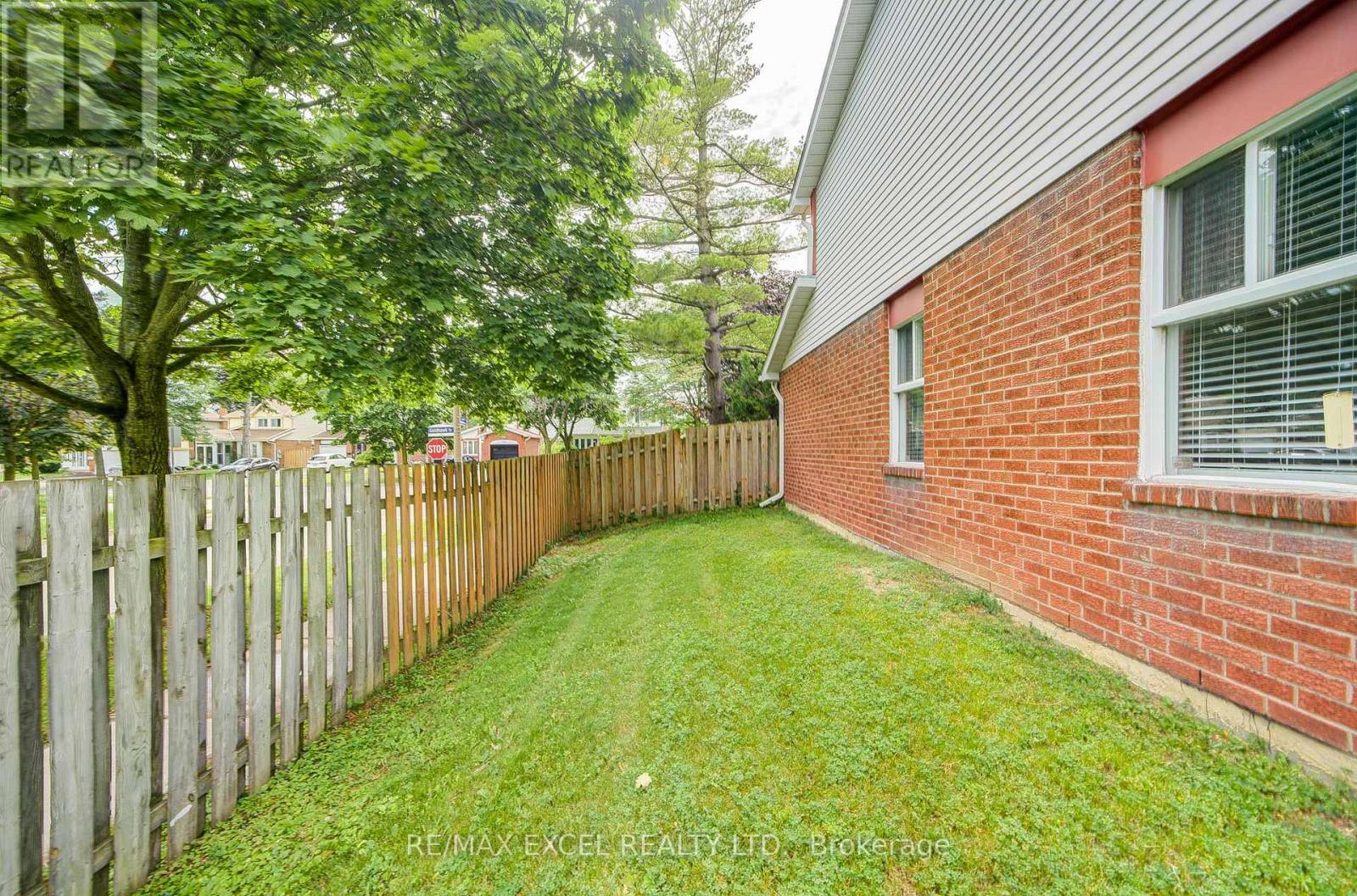 176 Goldhawk Trail, Toronto, Ontario  M1V 1X2 - Photo 48 - E13524296