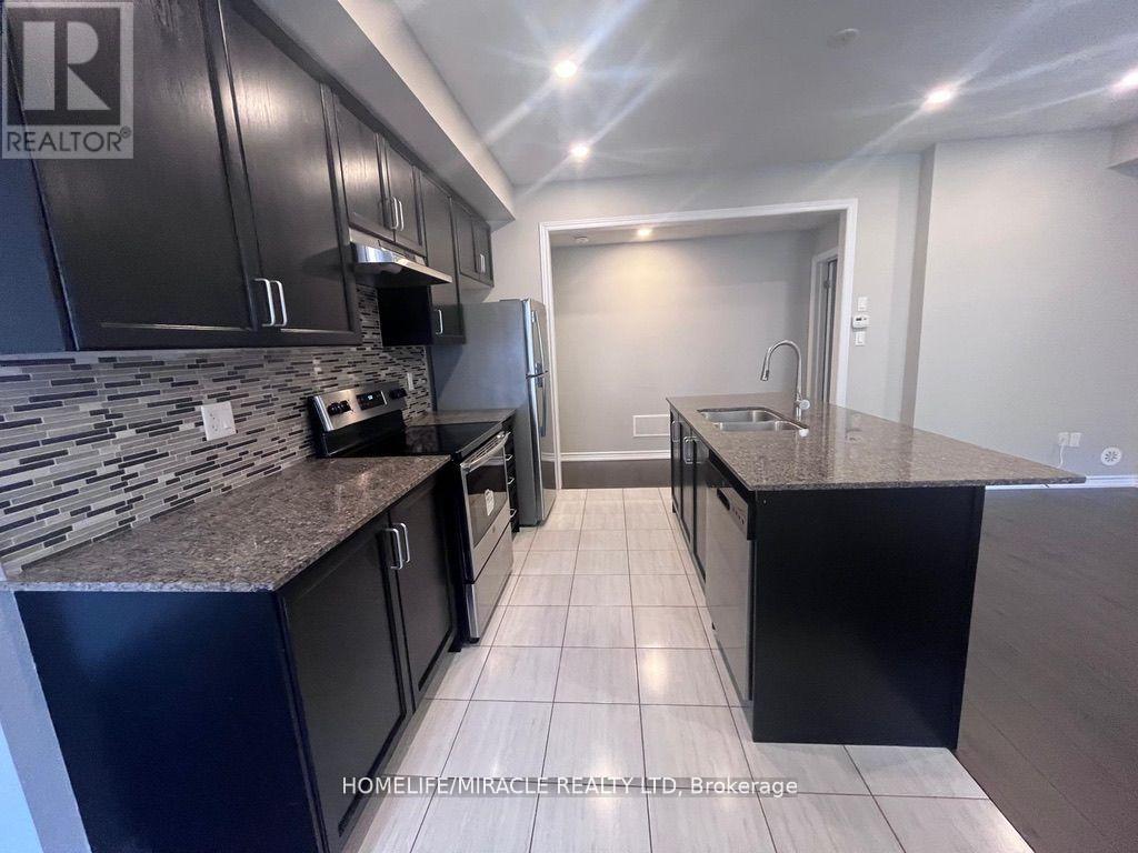 103 Frederick Wilson Avenue, Markham, Ontario L6B 1P6 - Photo 4 - N13524338