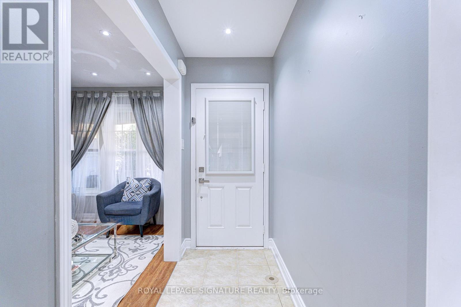 670 Speyer Circle, Milton, Ontario  L9T 0Y6 - Photo 4 - W13524314