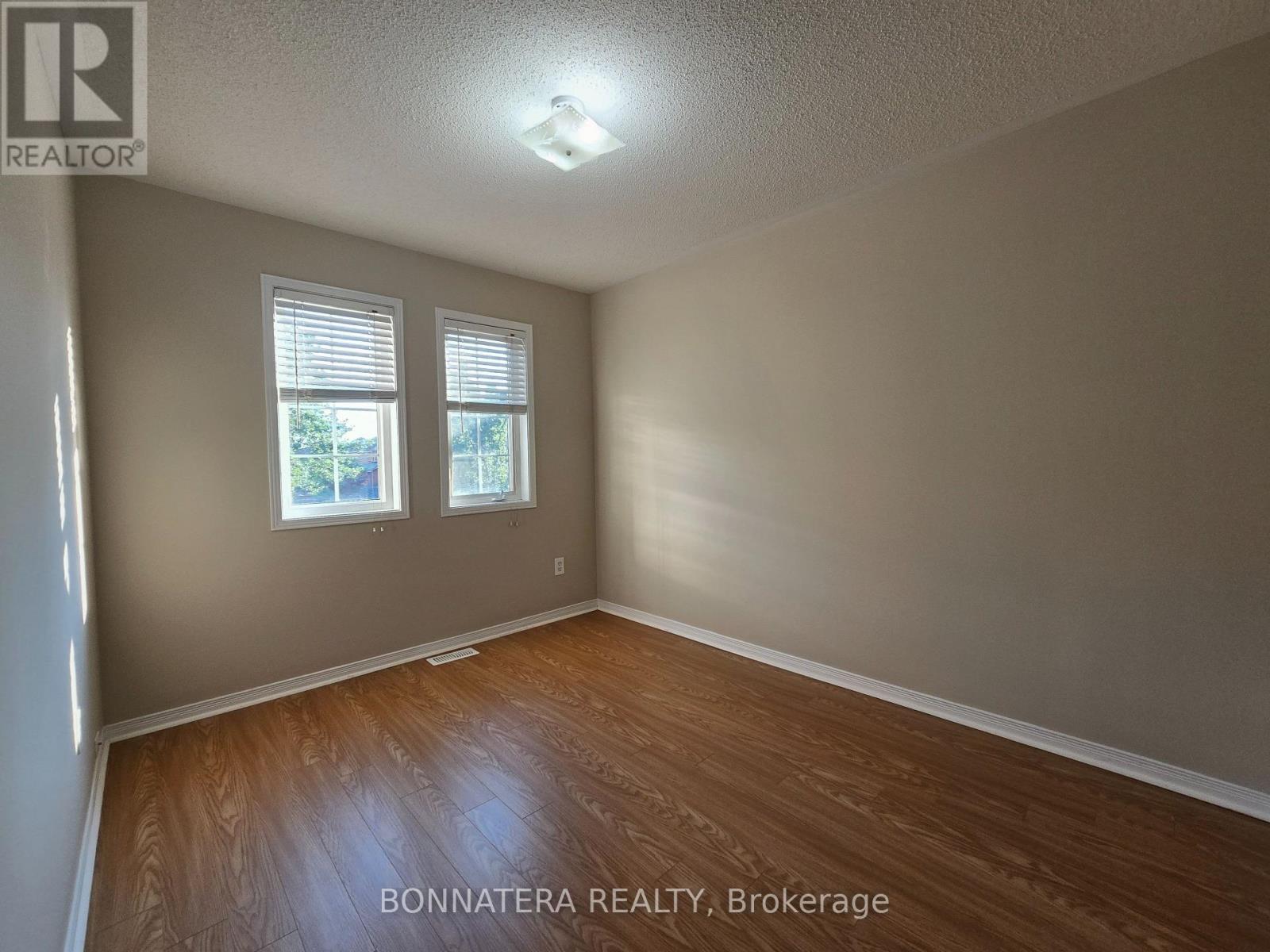 5455 Farmcote Drive, Mississauga, Ontario  L5M 6L2 - Photo 17 - W13522038