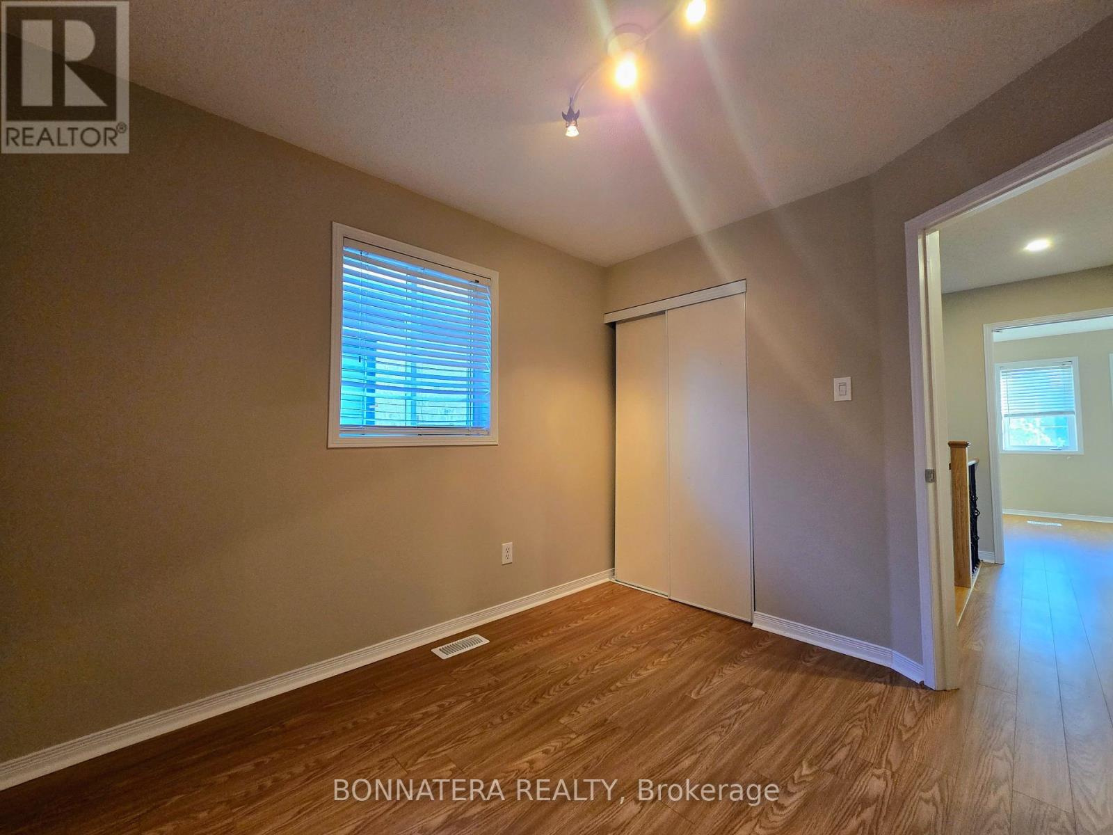 5455 Farmcote Drive, Mississauga, Ontario  L5M 6L2 - Photo 20 - W13522038