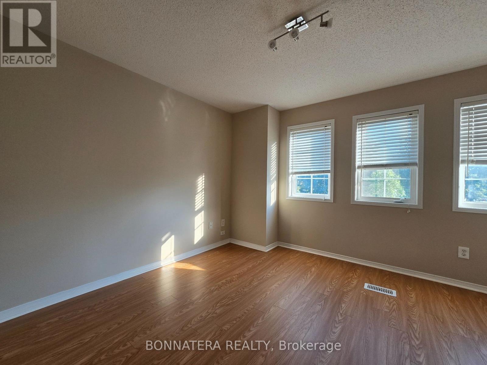 5455 Farmcote Drive, Mississauga, Ontario  L5M 6L2 - Photo 22 - W13522038