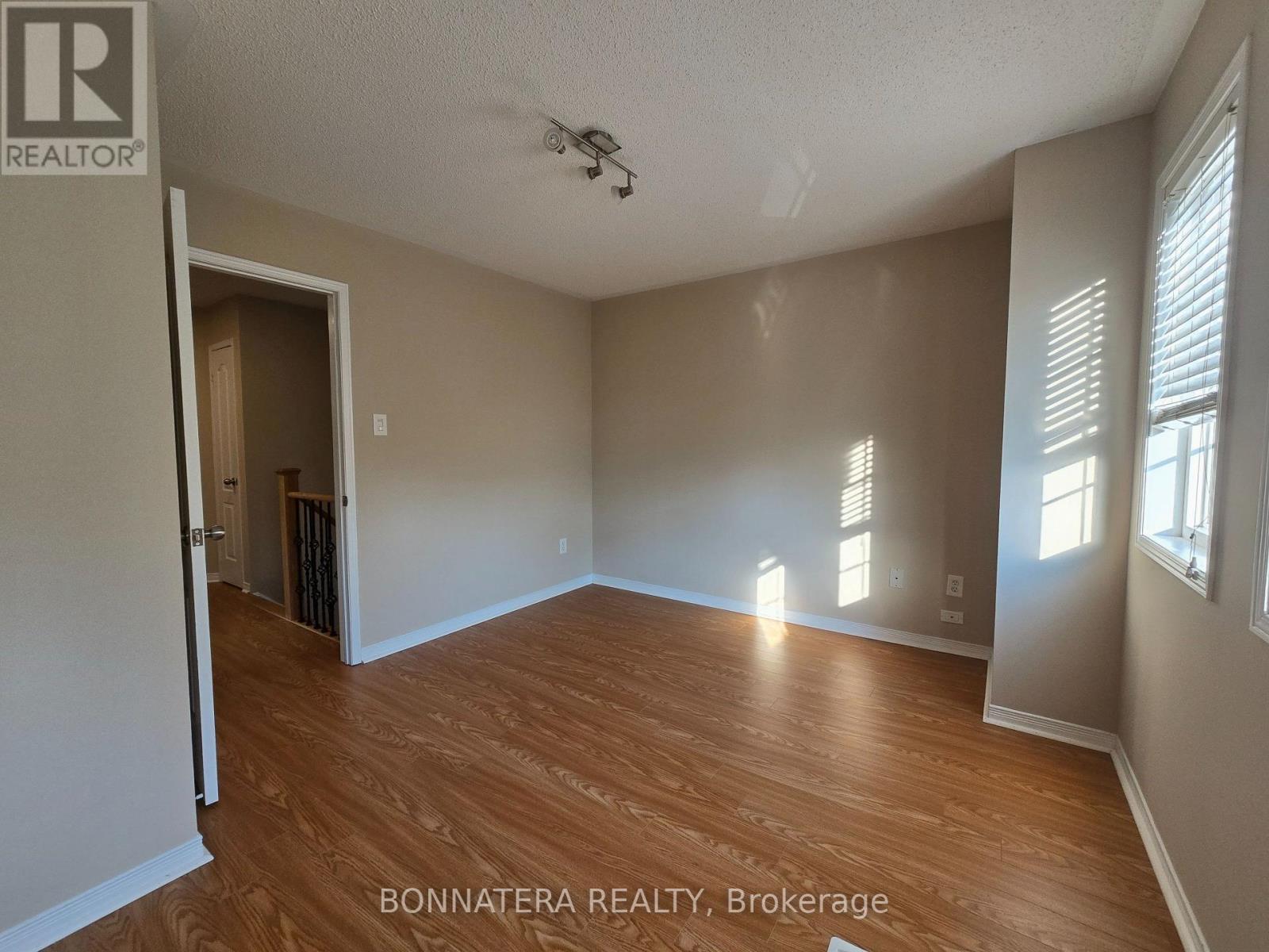 5455 Farmcote Drive, Mississauga, Ontario  L5M 6L2 - Photo 23 - W13522038