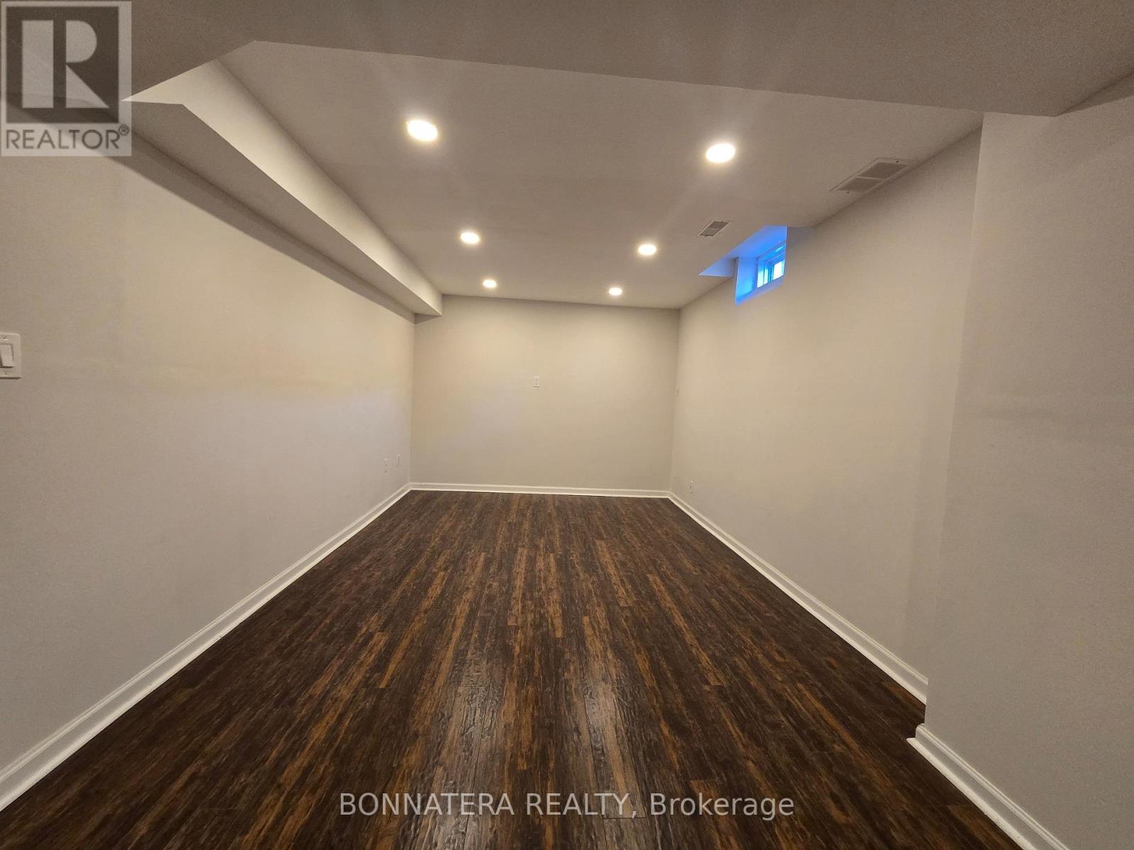 5455 Farmcote Drive, Mississauga, Ontario  L5M 6L2 - Photo 27 - W13522038