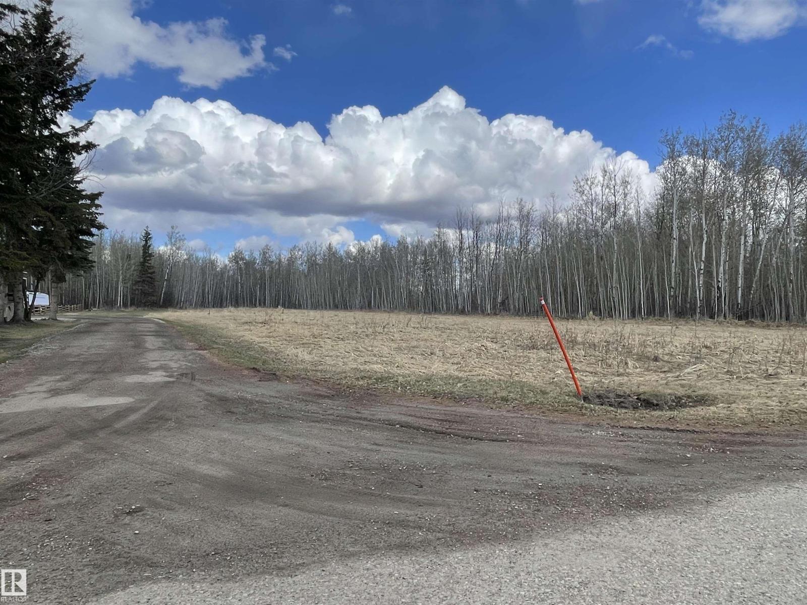 4820 44 Av, Rural Lac Ste. Anne County, Alberta  T0E 0A0 - Photo 2 - E4497212
