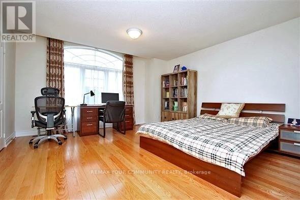 33 Golden Oak Avenue, Richmond Hill (Rouge Woods), Ontario  L4S 1Y6 - Photo 13 - N13524360