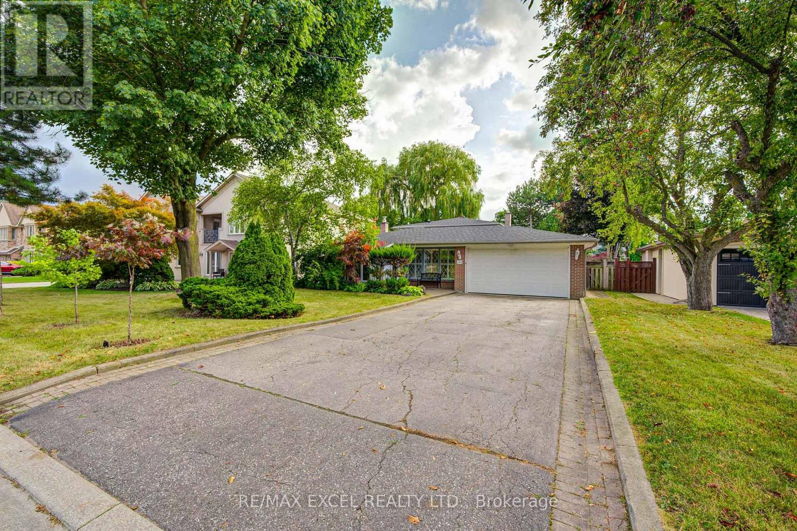108 Babcombe Drive, Markham (Bayview Glen), Ontario  L3T 1N1 - Photo 1 - N13524380