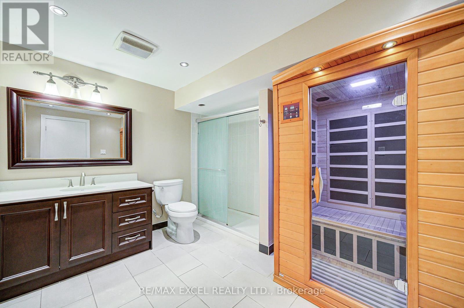 108 Babcombe Drive, Markham (Bayview Glen), Ontario  L3T 1N1 - Photo 16 - N13524380