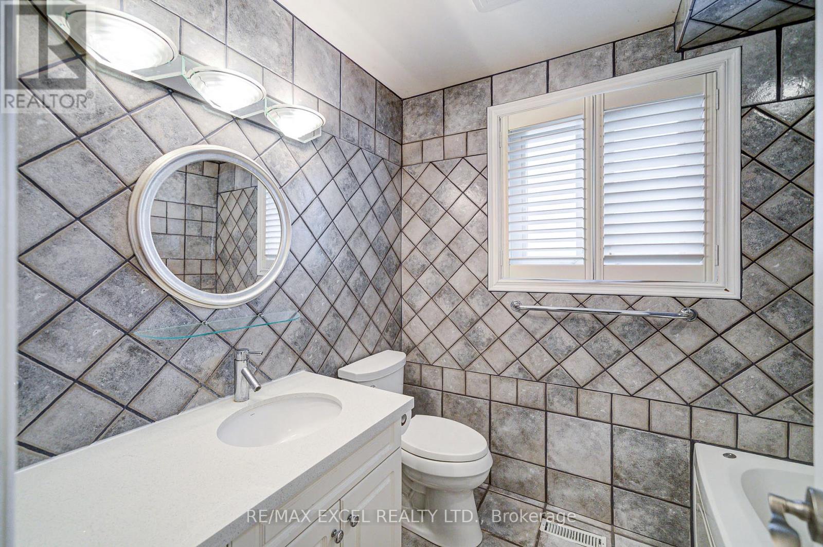 108 Babcombe Drive, Markham (Bayview Glen), Ontario  L3T 1N1 - Photo 27 - N13524380