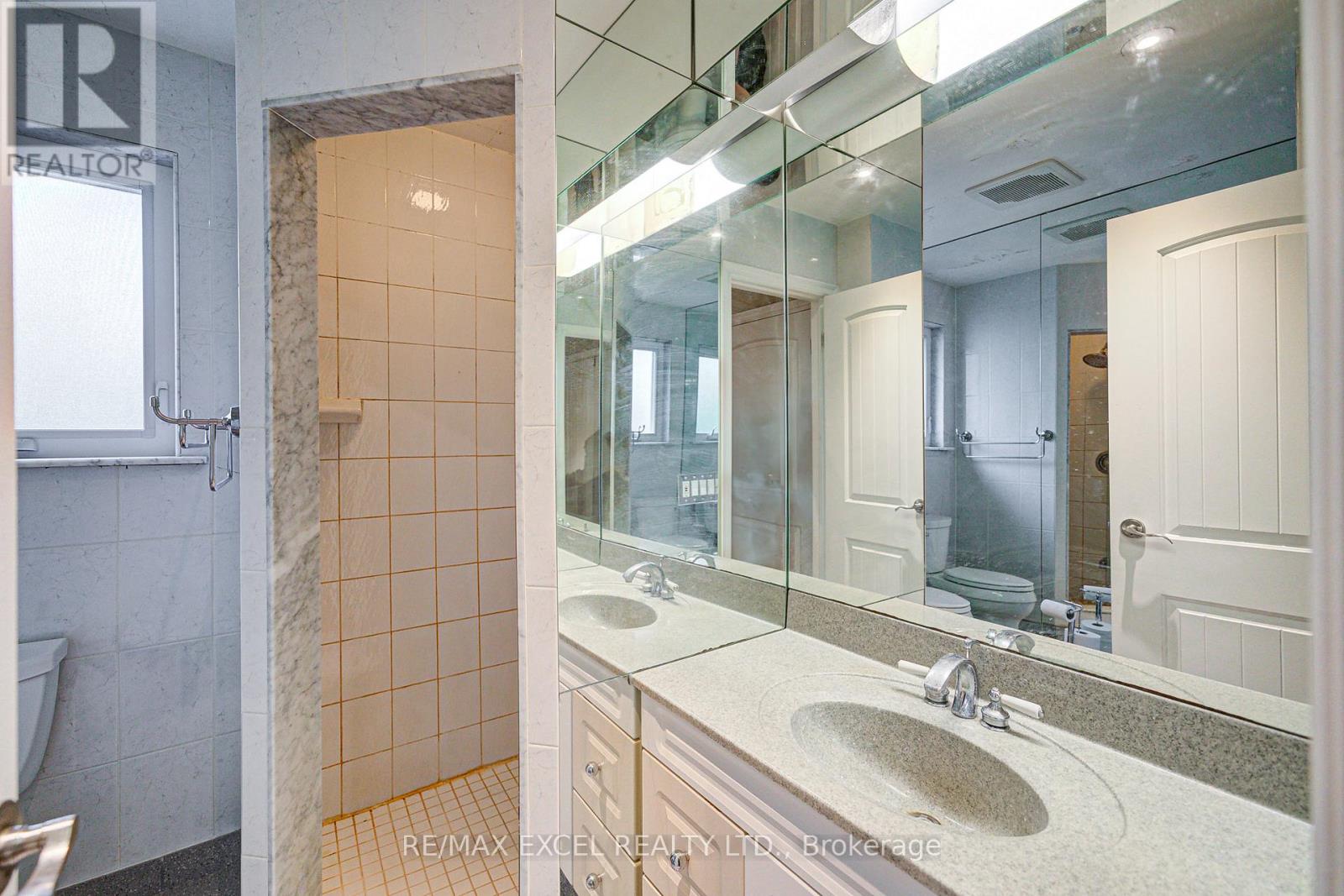 108 Babcombe Drive, Markham (Bayview Glen), Ontario  L3T 1N1 - Photo 32 - N13524380