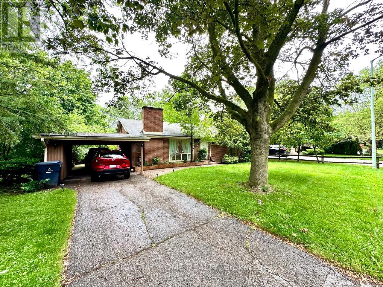 51 TALWOOD DRIVE, Toronto, Ontario