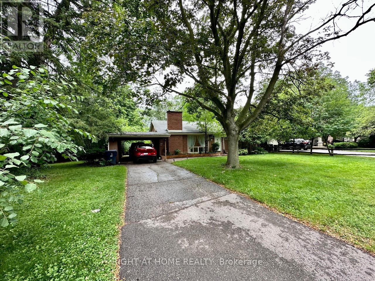 51 Talwood Drive, Toronto, Ontario  M3B 2P4 - Photo 12 - C13524422