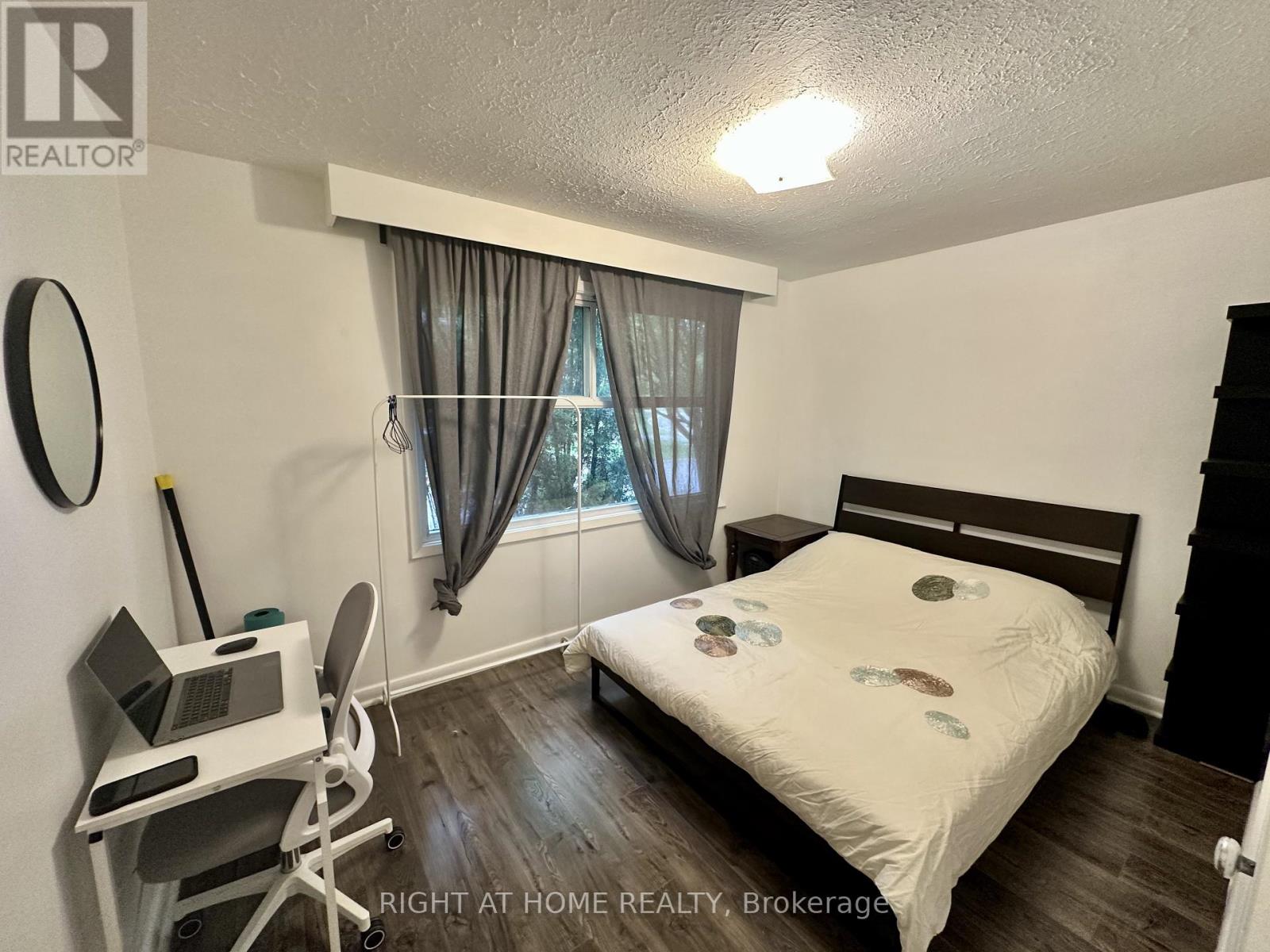51 Talwood Drive, Toronto, Ontario  M3B 2P4 - Photo 6 - C13524422