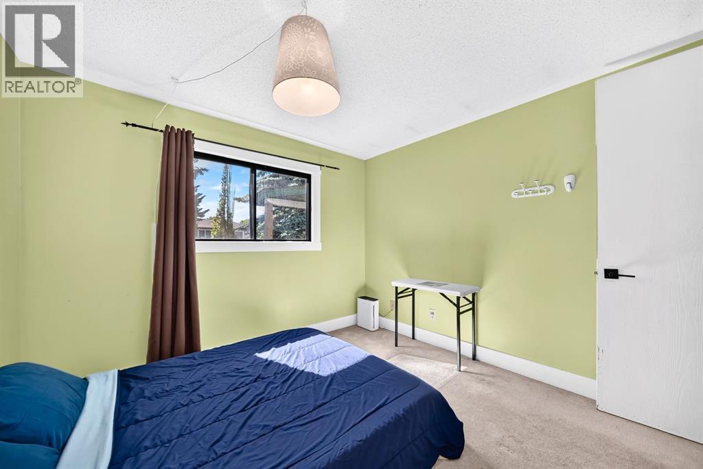 55 Doverglen Crescent SE, Calgary, Alberta  T2B 2S2 - Photo 12 - A2324472