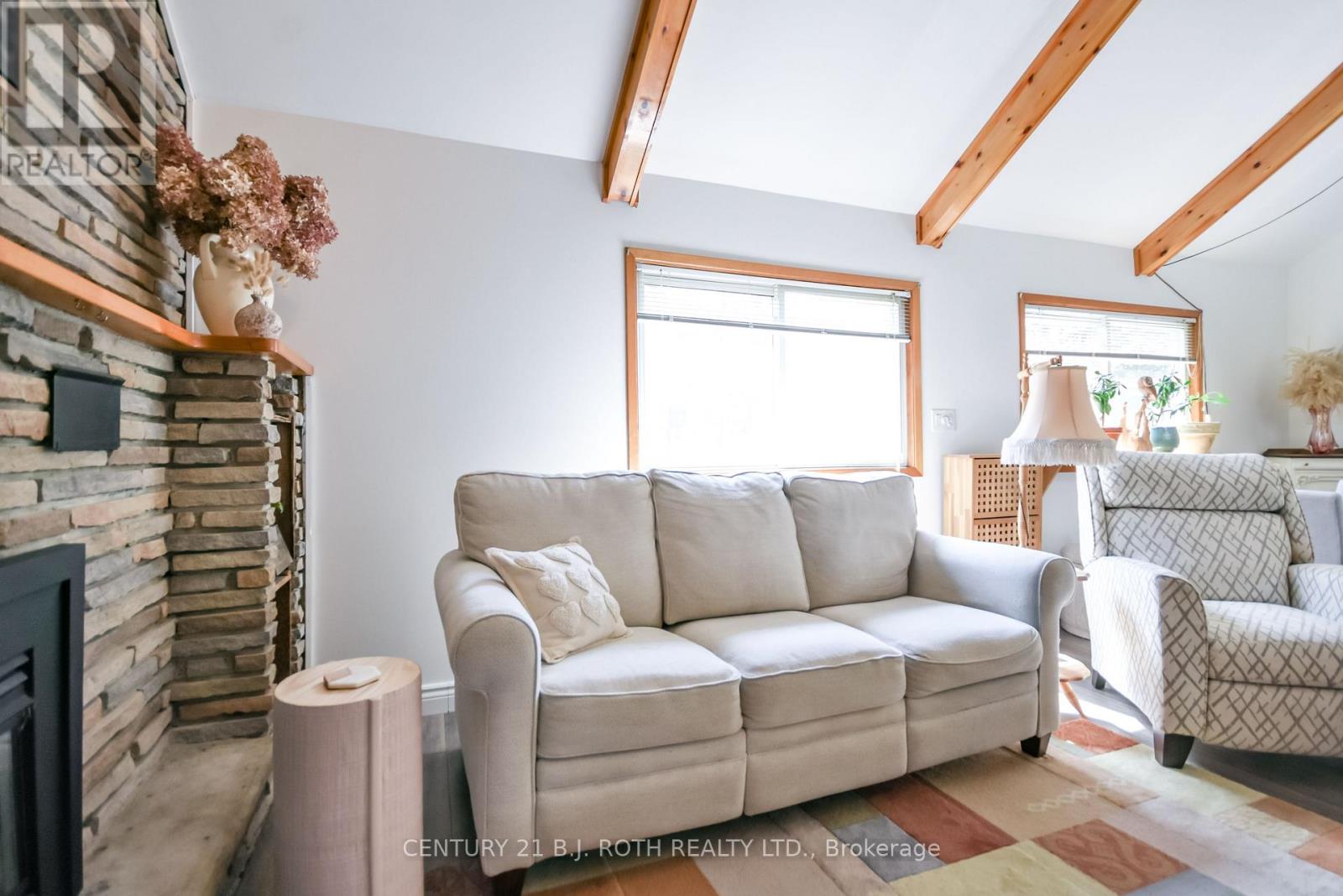 172 Albin Road, Tay, Ontario  L0K 2C0 - Photo 10 - S13524398