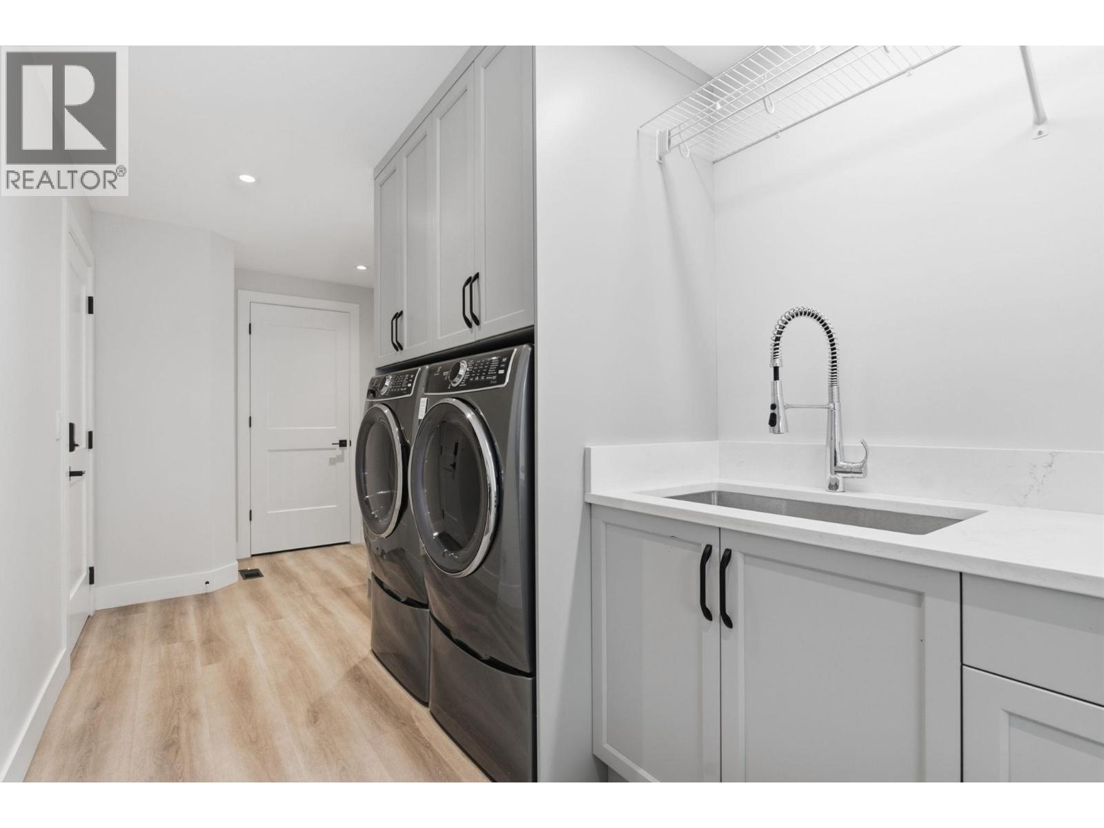 2504 Rhondda Crescent, Kelowna, British Columbia  V1Y 8T5 - Photo 37 - 10393664