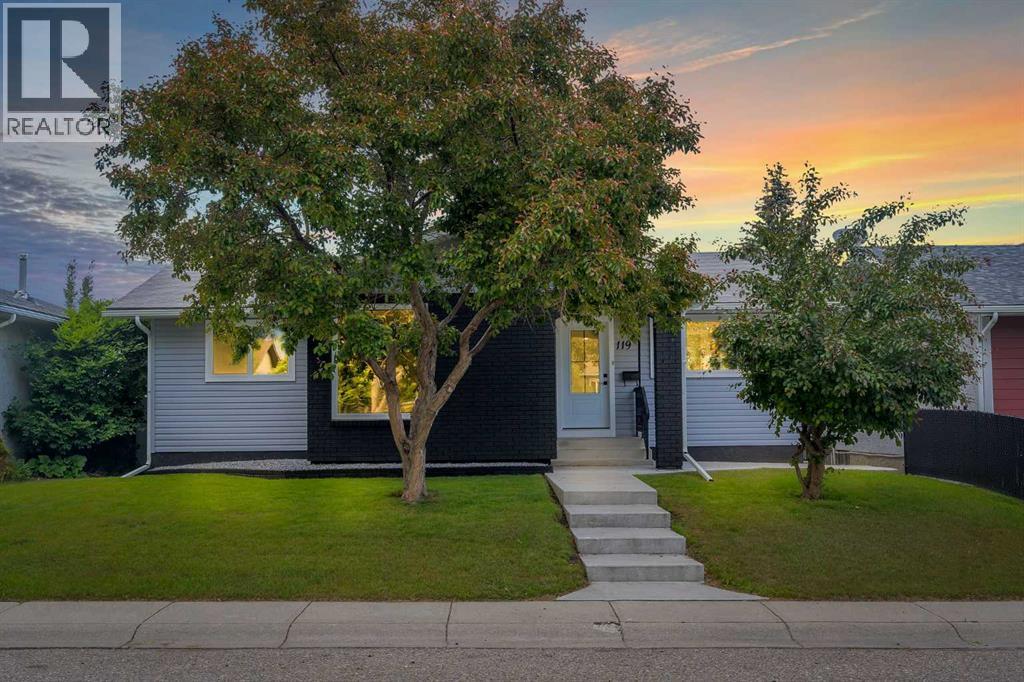 119 Templewood Road NE, Calgary, Alberta  T1Y 4B1 - Photo 1 - A2325411