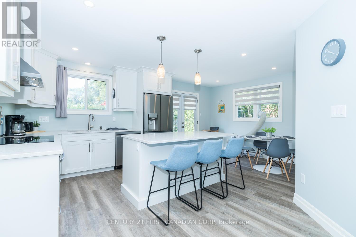 7583 Biddulph Street, Lambton Shores, Ontario  N0M 2L0 - Photo 4 - X13524490