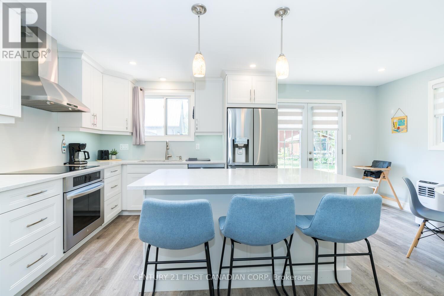 7583 Biddulph Street, Lambton Shores, Ontario  N0M 2L0 - Photo 7 - X13524490