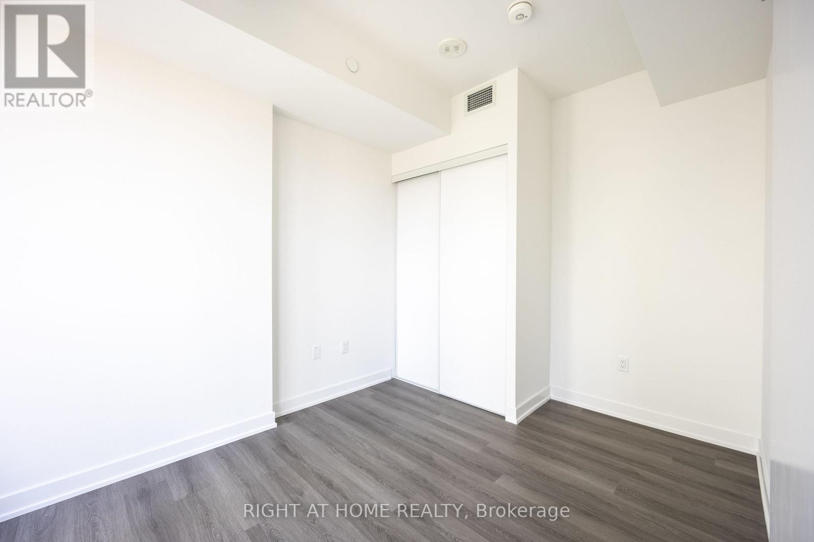 1601 - 3883 Quartz Road, Mississauga, Ontario  L5B 0M4 - Photo 11 - W13524482
