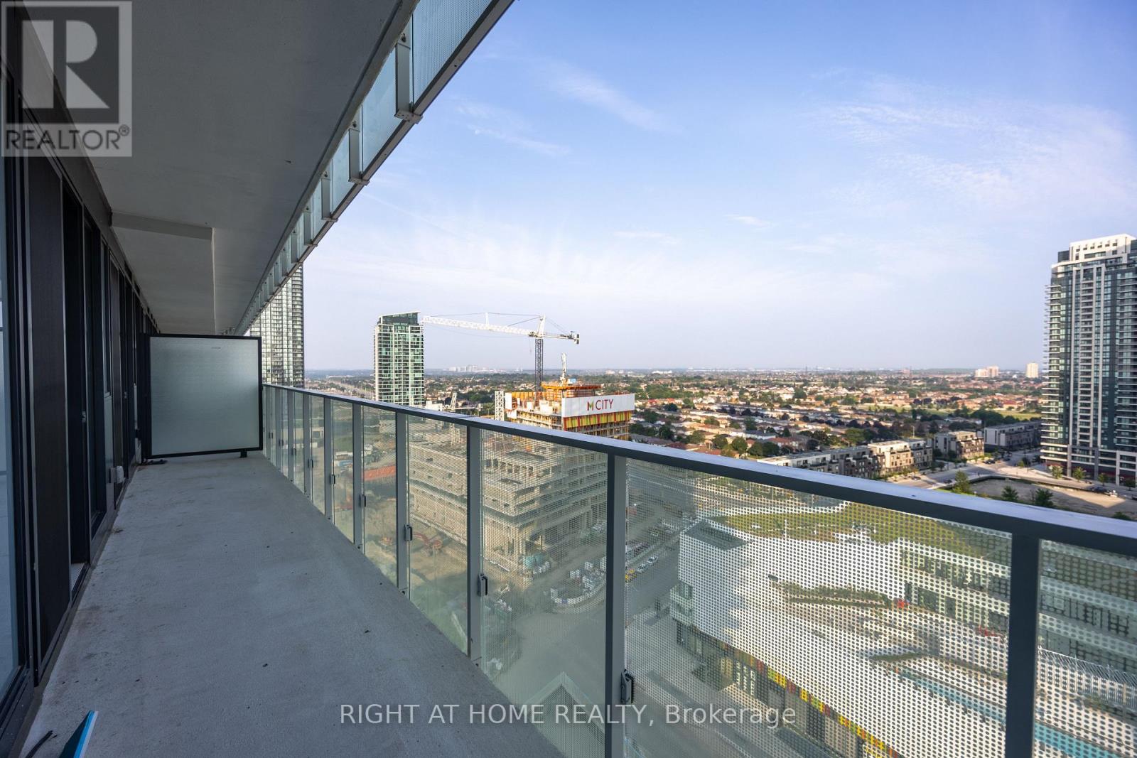1601 - 3883 Quartz Road, Mississauga, Ontario  L5B 0M4 - Photo 13 - W13524482