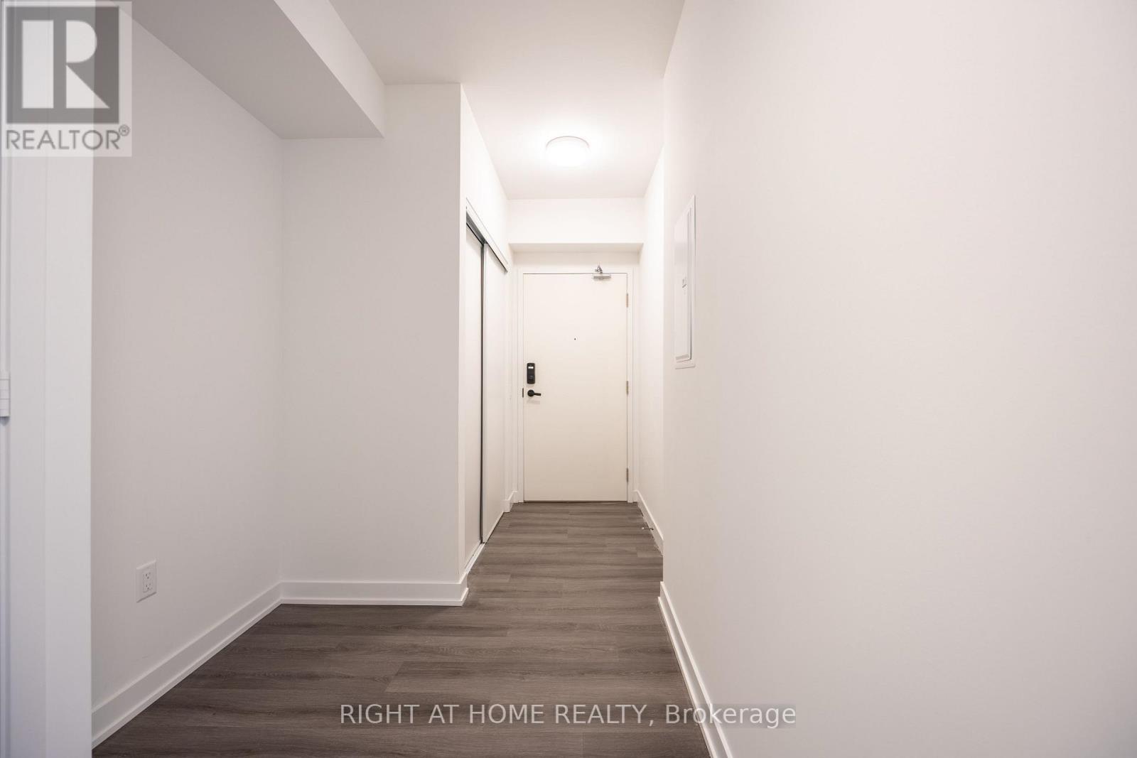 1601 - 3883 Quartz Road, Mississauga, Ontario  L5B 0M4 - Photo 5 - W13524482