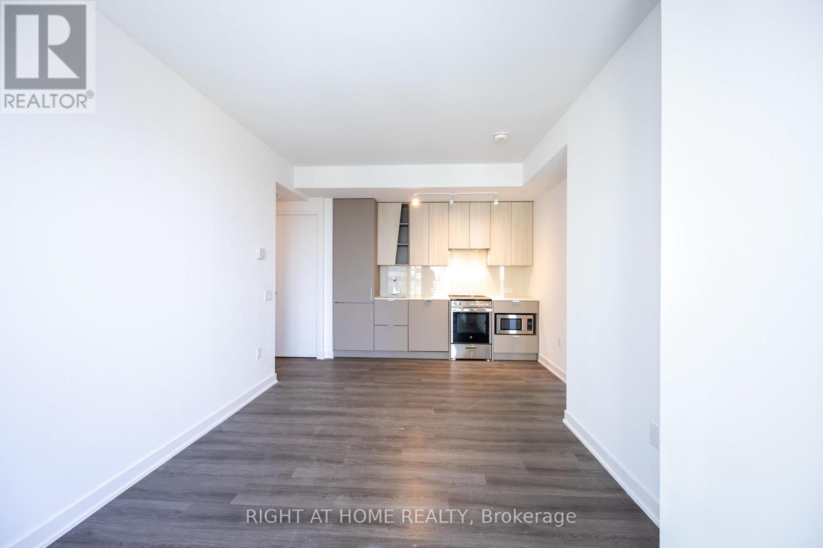 1601 - 3883 Quartz Road, Mississauga, Ontario  L5B 0M4 - Photo 8 - W13524482