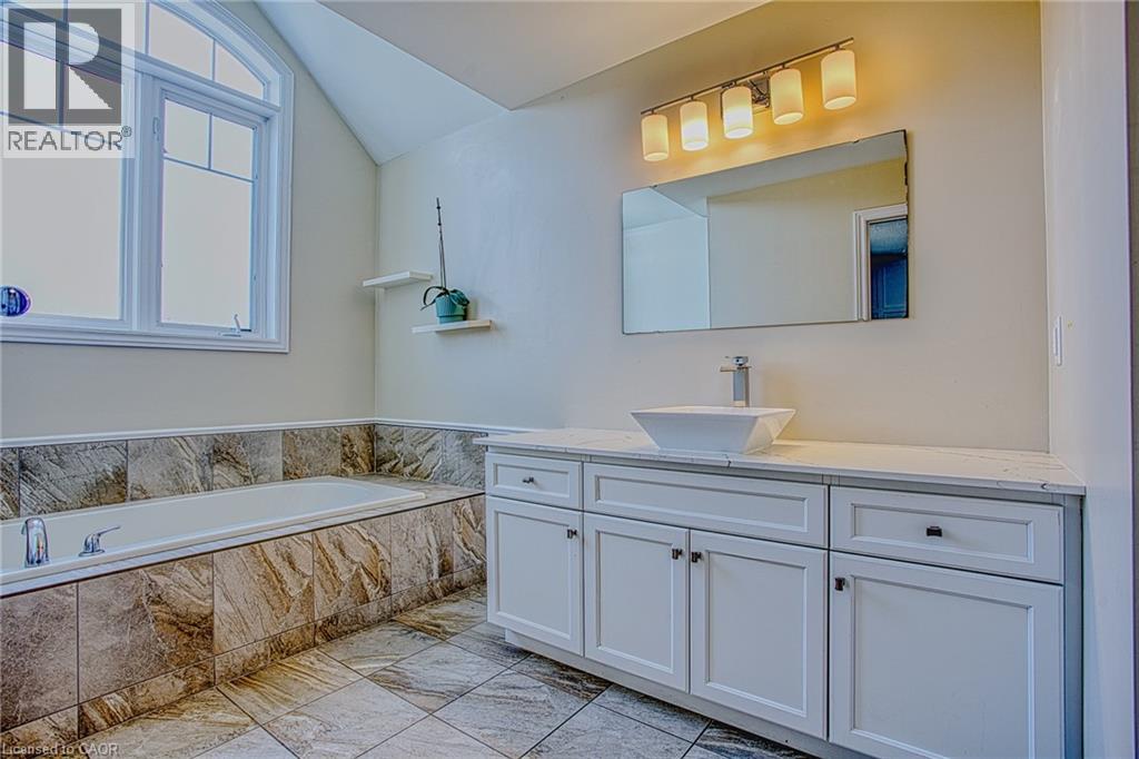 98 Shoreview Place Unit# 15, Stoney Creek, Ontario  L8E 0J4 - Photo 19 - 40843979