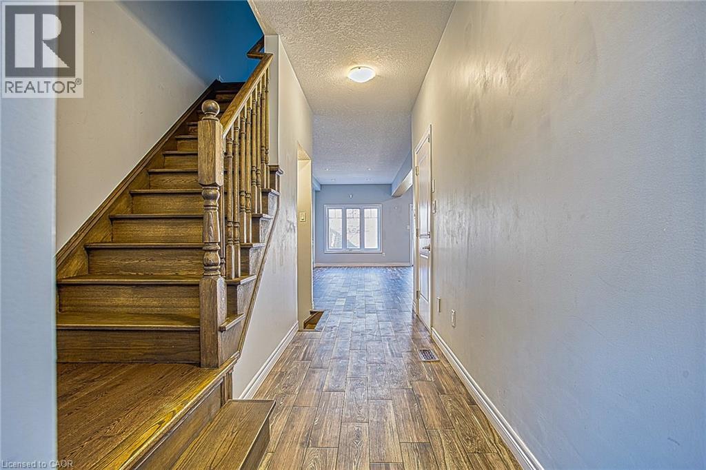 98 Shoreview Place Unit# 15, Stoney Creek, Ontario  L8E 0J4 - Photo 4 - 40843979