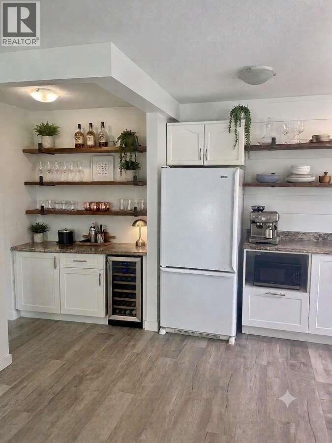 453 Alexander Avenue — photo 48