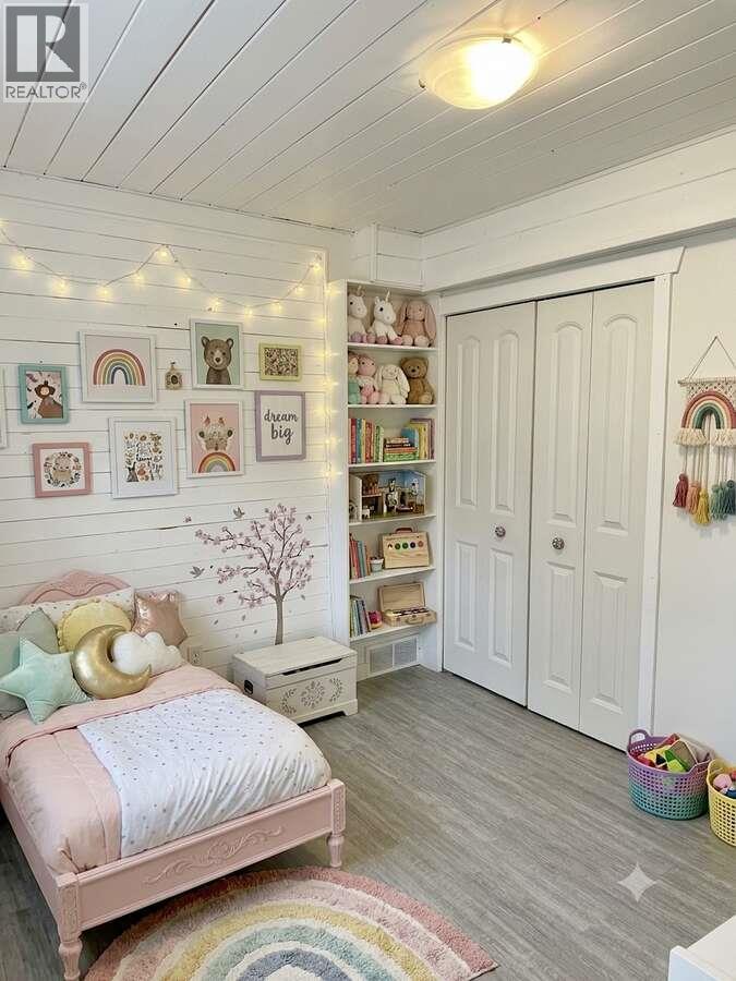 453 Alexander Avenue — photo 35