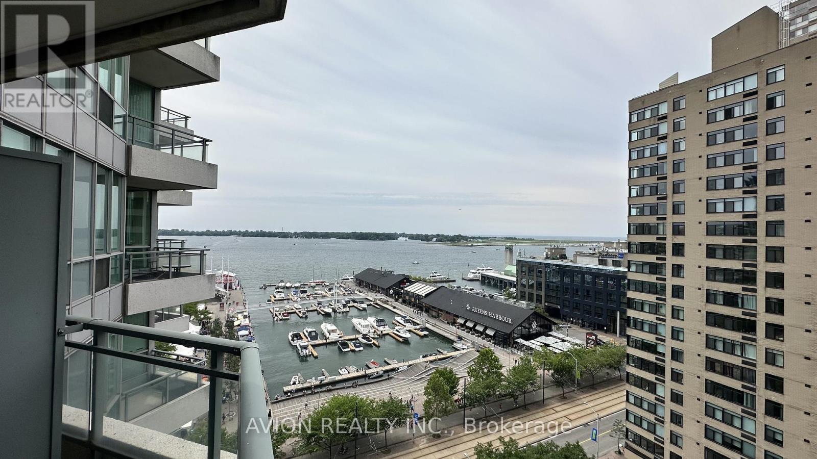 1526 - 230 Queens Quay, Toronto, Ontario  M5J 2Y7 - Photo 5 - C13524538