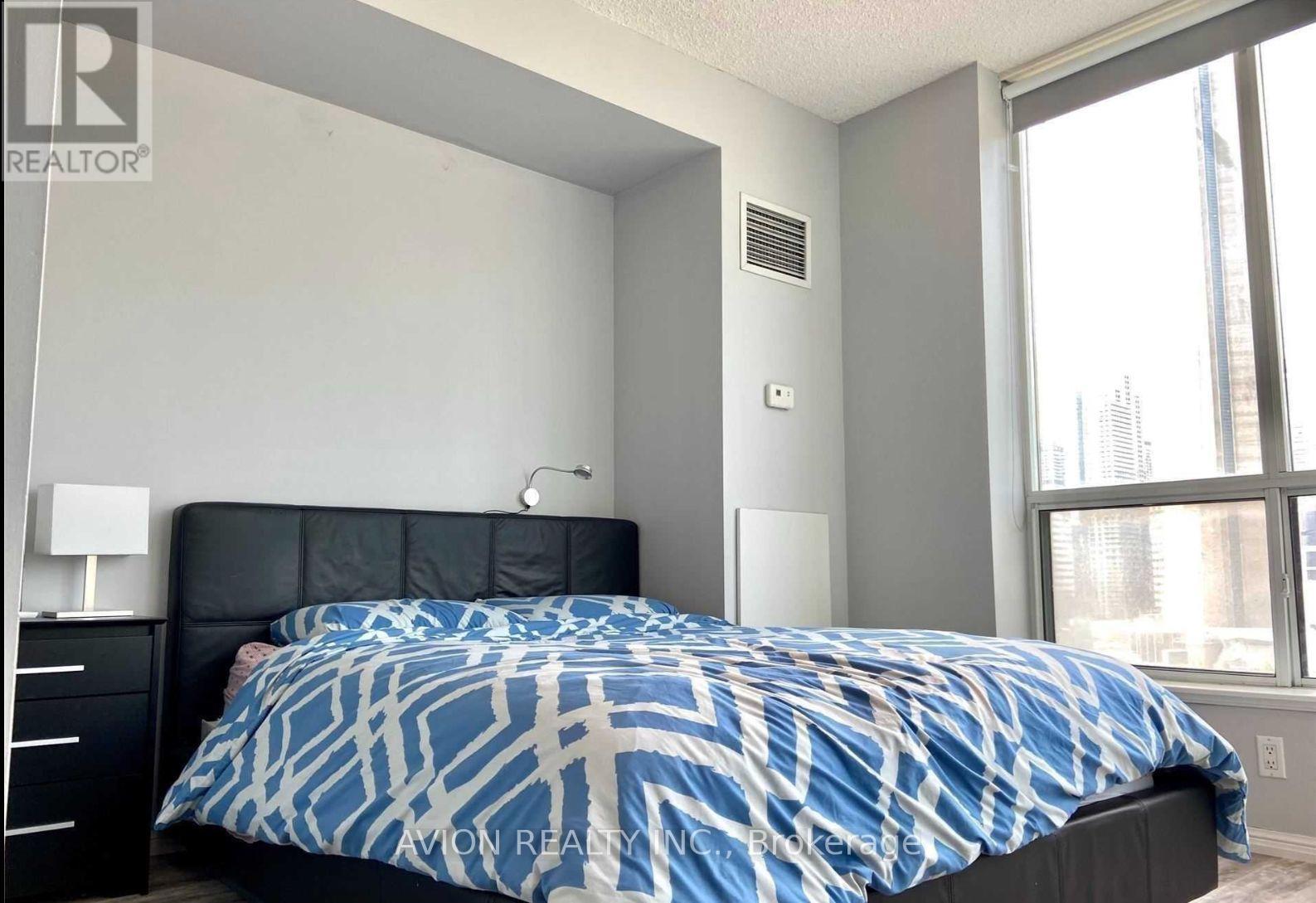 1526 - 230 Queens Quay, Toronto, Ontario  M5J 2Y7 - Photo 6 - C13524538