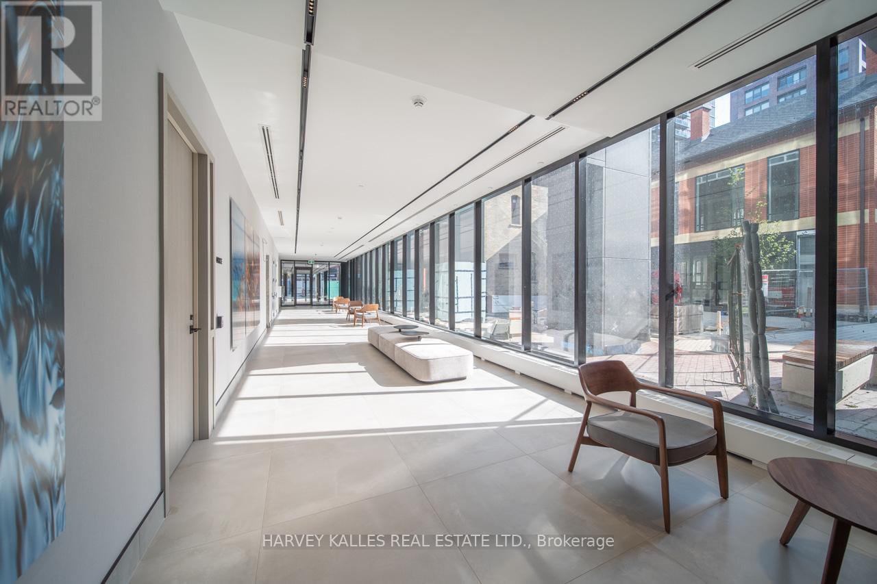 1705 - 609 Sherbourne Street, Toronto, Ontario  M4X 0A4 - Photo 2 - C13524540