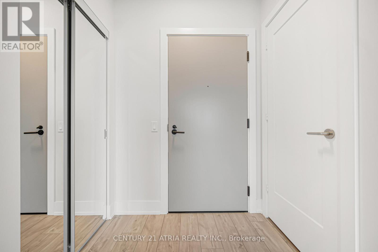 808 - 858 Dupont Street, Toronto, Ontario  M6G 0C1 - Photo 4 - W13524544