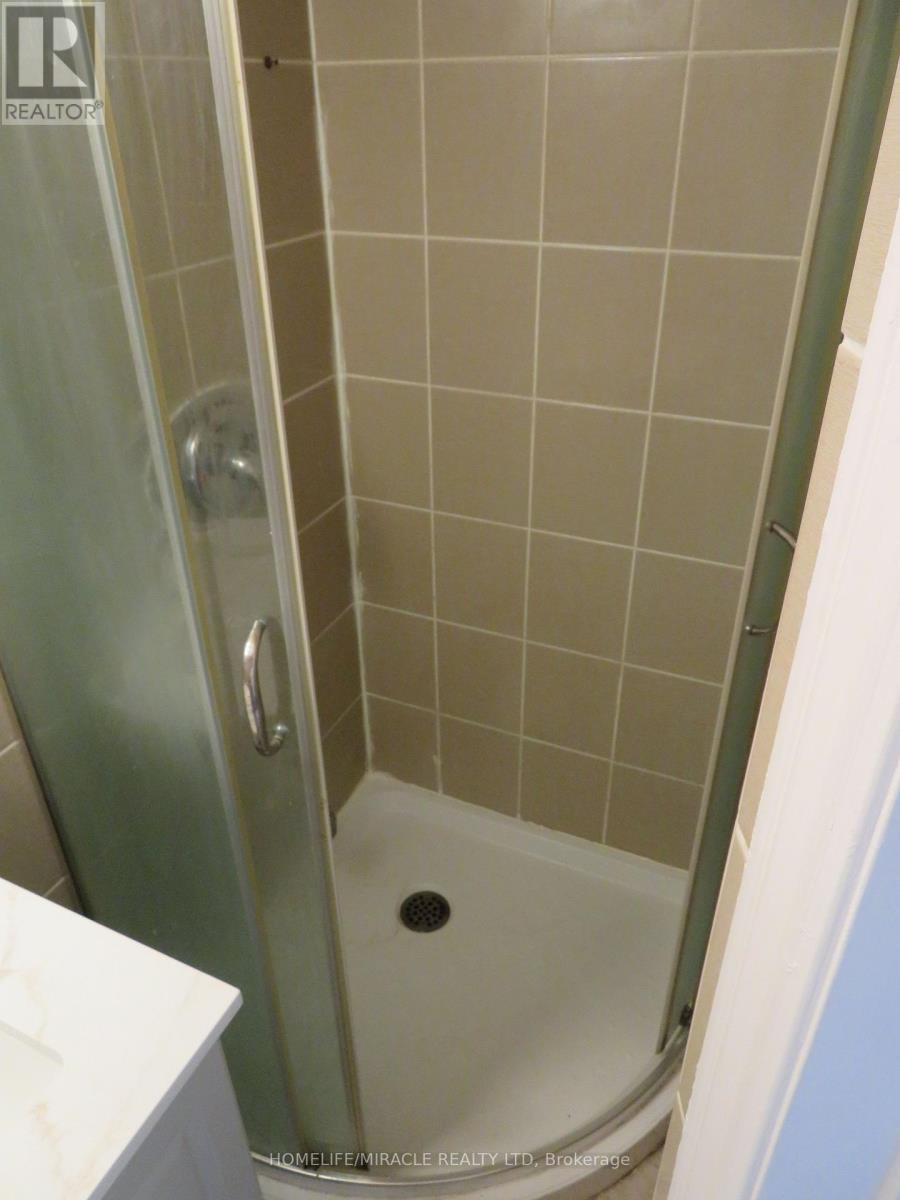 10 Pine Bough Manor, Richmond Hill, Ontario L4S 1A4 - Photo 23 - N13524598