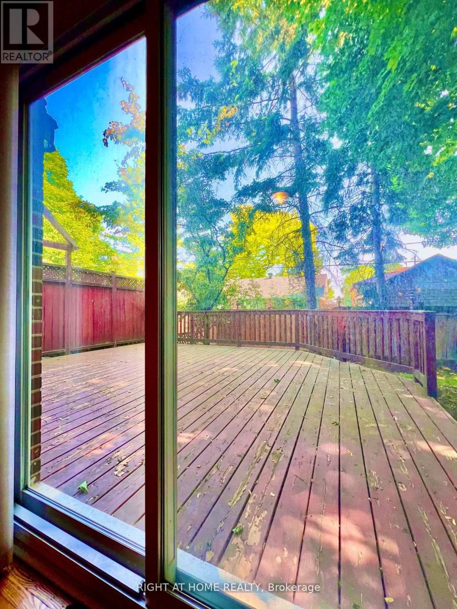 Back Unit - 107 Sherwood Forest Drive, Markham, Ontario L3P 1P9 - Photo 11 - N13524582
