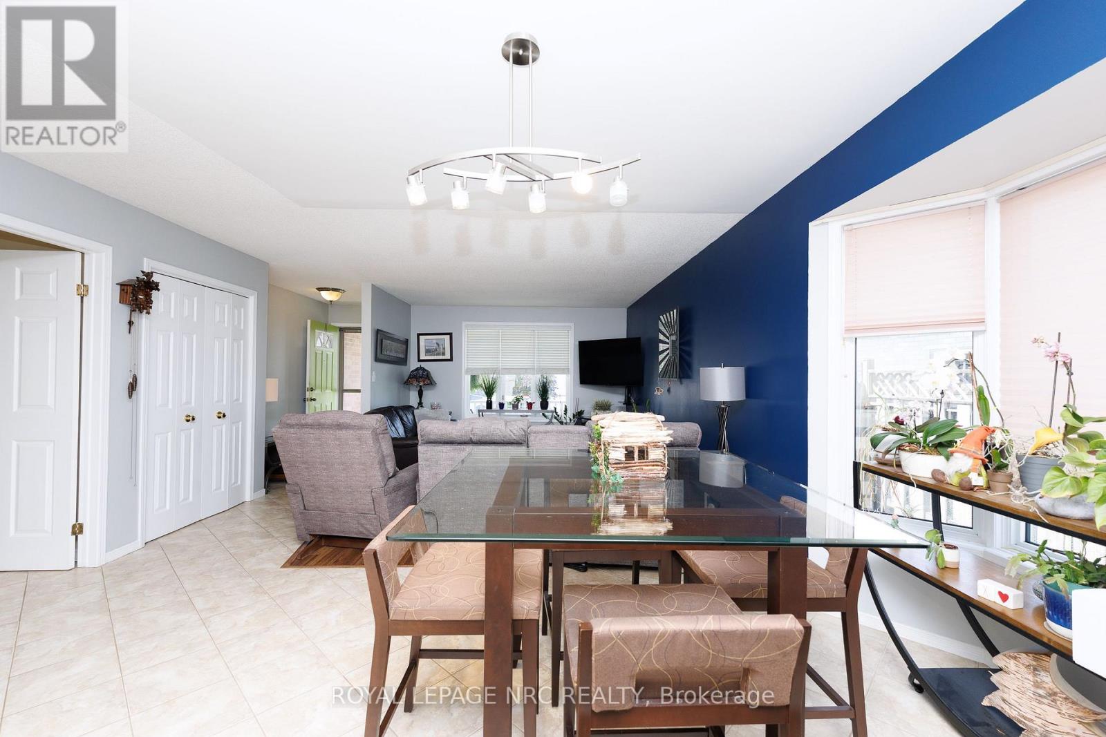 5818 Aspen Court, Niagara Falls, Ontario  L2G 7V4 - Photo 12 - X13524660