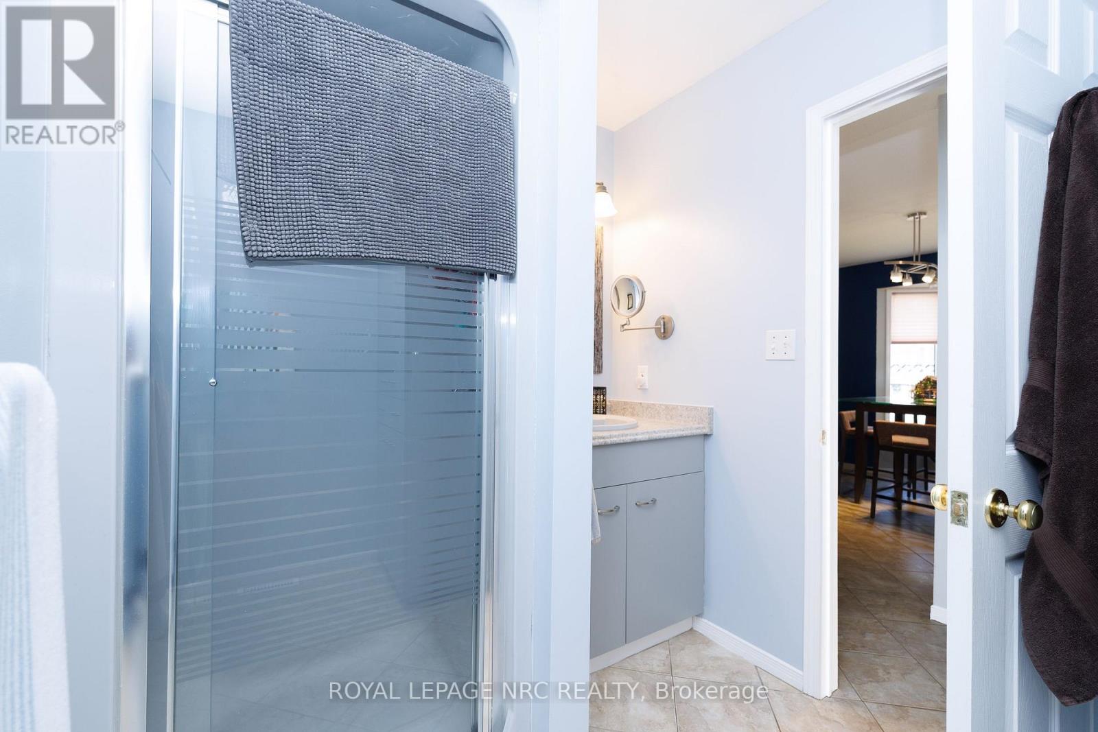 5818 Aspen Court, Niagara Falls, Ontario  L2G 7V4 - Photo 21 - X13524660