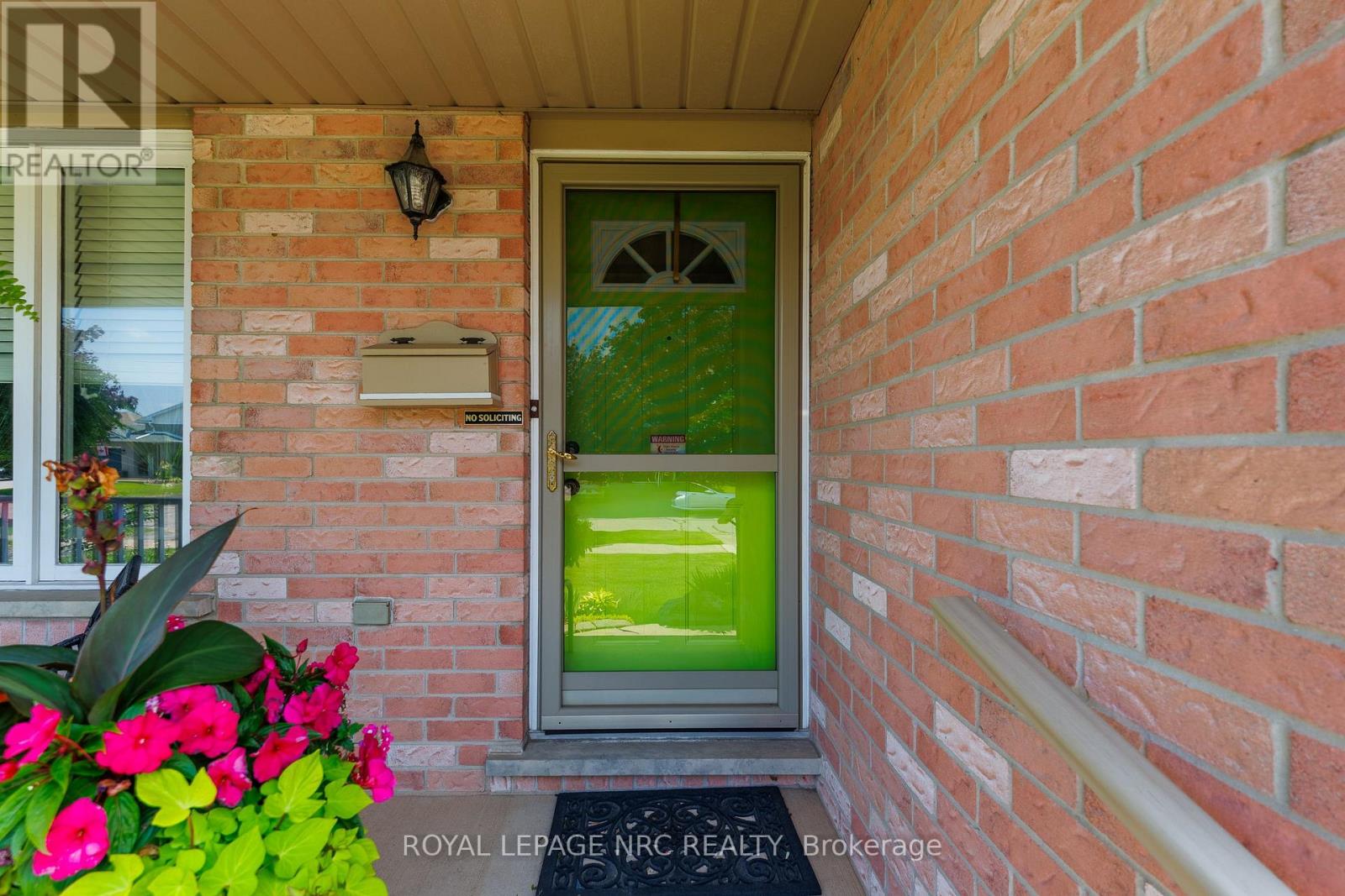 5818 Aspen Court, Niagara Falls, Ontario  L2G 7V4 - Photo 9 - X13524660
