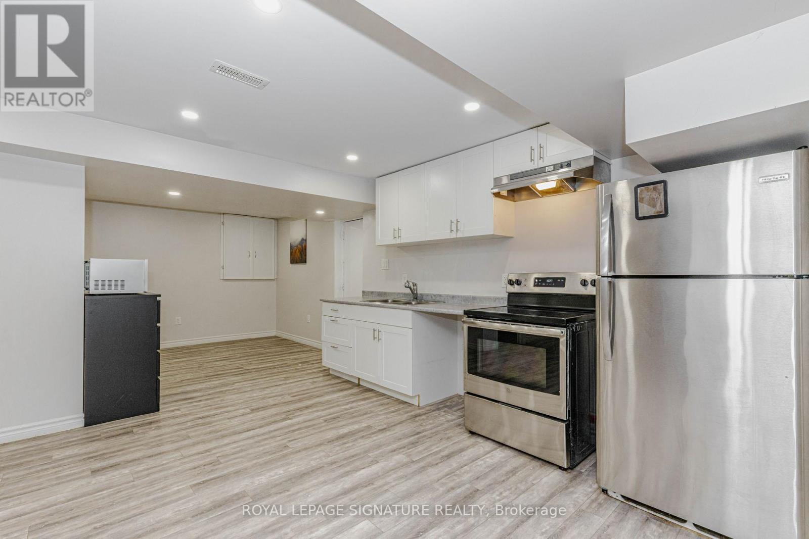Basment - 101 Hullrick Drive, Toronto, Ontario M9W 6W4 - Photo 7 - W13524574