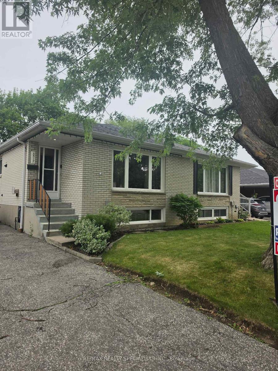 3317 Ivernia Road, Mississauga, Ontario  L4Y 3E9 - Photo 1 - W13524600