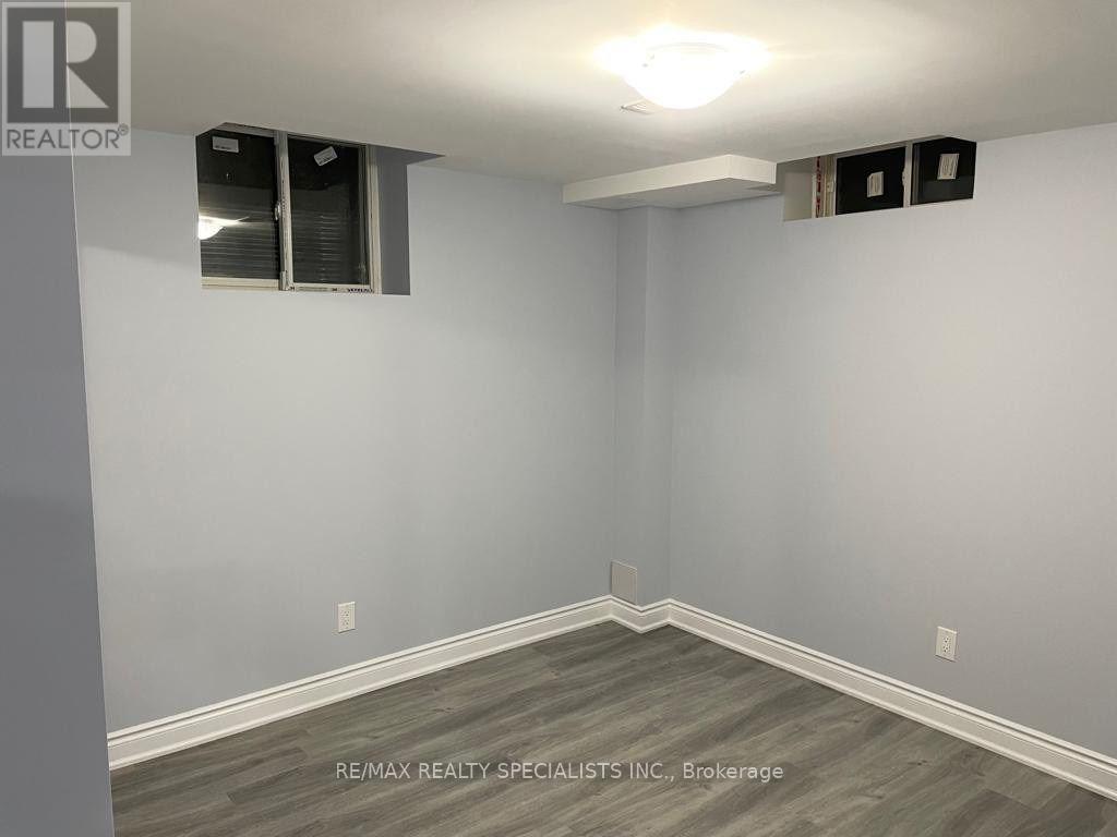 Bsmnt - 14 Forsyth Crescent, Brampton, Ontario  L6X 5N2 - Photo 5 - W13524614