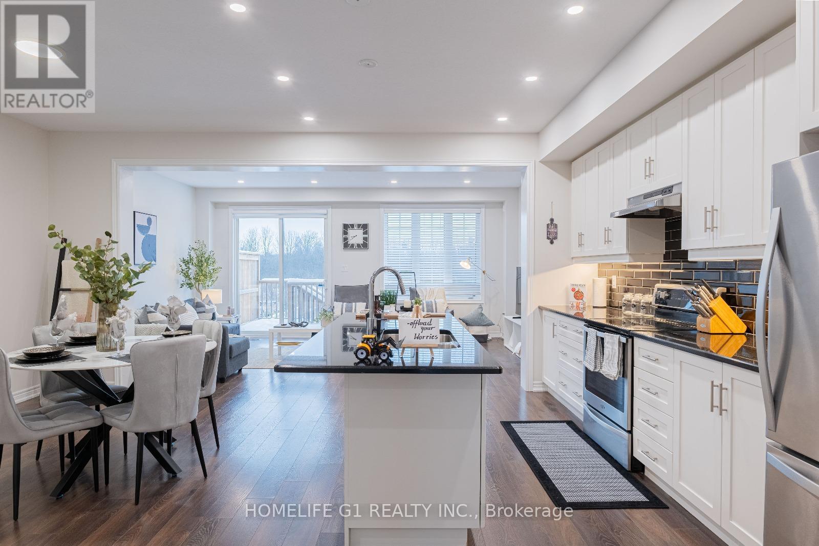385 Threshing Mill Boulevard, Oakville, Ontario L6H 0P5 - Photo 7 - W13524622