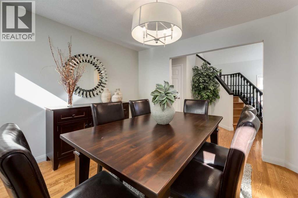 37 Douglasview Circle Se, Calgary, Alberta  T2Z 2P4 - Photo 15 - A2321277