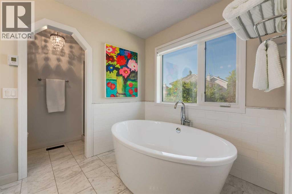 37 Douglasview Circle Se, Calgary, Alberta  T2Z 2P4 - Photo 28 - A2321277