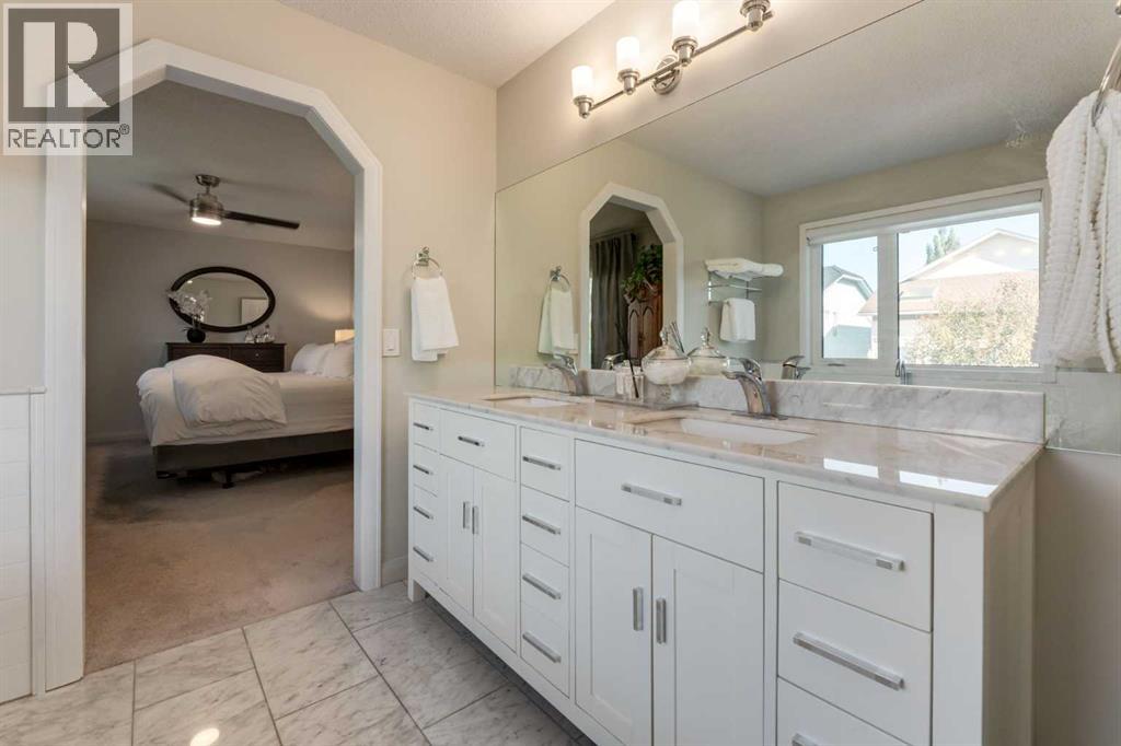 37 Douglasview Circle Se, Calgary, Alberta  T2Z 2P4 - Photo 31 - A2321277