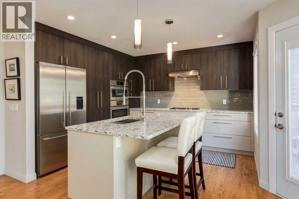 37 Douglasview Circle Se, Calgary, Alberta  T2Z 2P4 - Photo 2 - A2321277