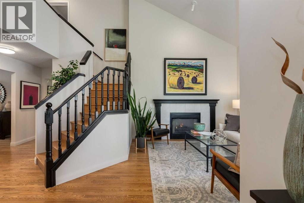 37 Douglasview Circle Se, Calgary, Alberta  T2Z 2P4 - Photo 5 - A2321277